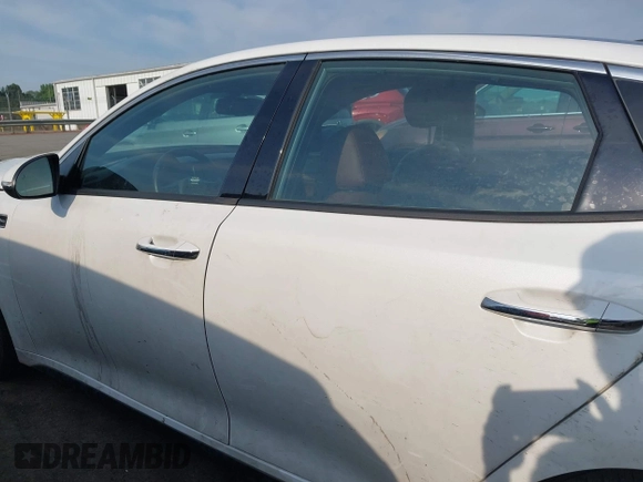 2017 Kia Optima SX z VIN 5XXGW4L26HG125516, wystawiony jako IAAI lot #42483007 z przebiegiem 152 400 mil mil oraz . Historia ofert i sprzedaży dostępna na DreamBid. Obrazek 14.