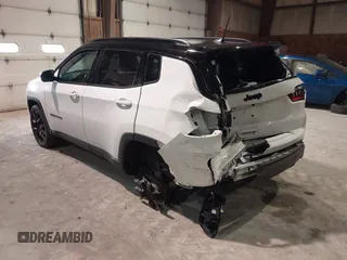 2022 Jeep Compass Latitude with VIN 3C4NJDBB2NT171240, listed as a IAAI auction lot 41206428 with 39,086 mi miles and . Bid and sale history available at DreamBid. Image 3.