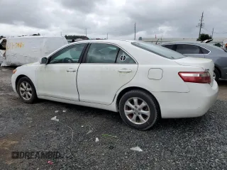 2008 Toyota Camry LE z VIN 4T1BE46K28U730356, wystawiony jako Copart lot #71500284 z przebiegiem 221 011 mil mil oraz Czysty tytuł • Clean title. Historia ofert i sprzedaży dostępna na DreamBid. Obrazek 2.