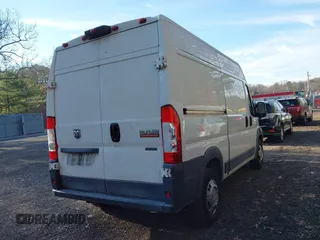 2018 Ram ProMaster Cargo with VIN 3C6TRVCG6JE110222, listed as a IAAI auction lot 41010863 with 75,639 mi miles and . Bid and sale history available at DreamBid. Image 4.