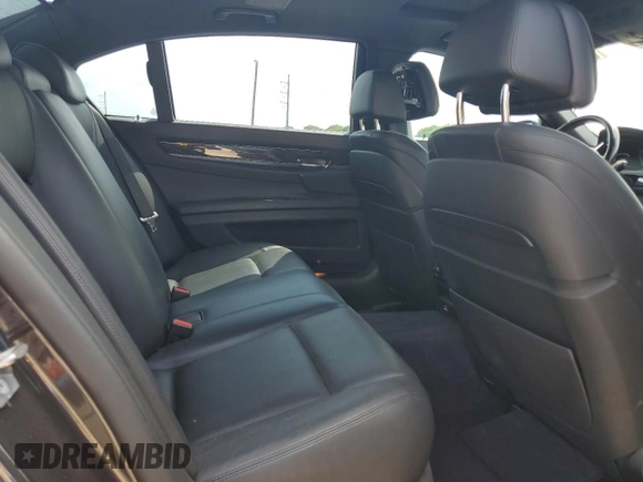 2015 BMW 7 Series 750Li z VIN WBAYE8C51FD782155, wystawiony jako Copart lot #54796505 z przebiegiem 112 772 mil mil oraz Szkoda całkowita • Salvage title. Historia ofert i sprzedaży dostępna na DreamBid. Obrazek 10.