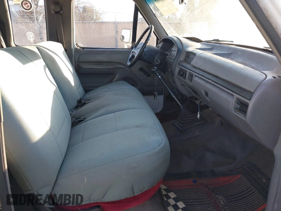1997 Ford F-250 with VIN 1FTHX25F6VEB42547, listed as a IAAI auction lot 41883987 with 306,882 mi miles and . Bid and sale history available at DreamBid. Image 5.