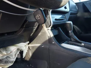 2019 Toyota Corolla L z VIN 5YFBURHE1KP862976, wystawiony jako IAAI lot #42203996 z przebiegiem 163 163 mil mil oraz . Historia ofert i sprzedaży dostępna na DreamBid. Obrazek 11.