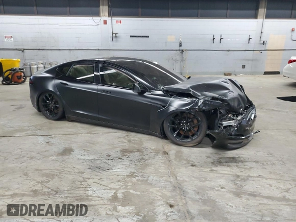 2022 Tesla Model S Plaid с VIN 5YJSA1E65NF487665, выставлен на аукционе Copart как лот 55261025 с пробегом Не указан миль и Списание • Salvage title. История ставок и продаж доступна на DreamBid. Изображение 4.
