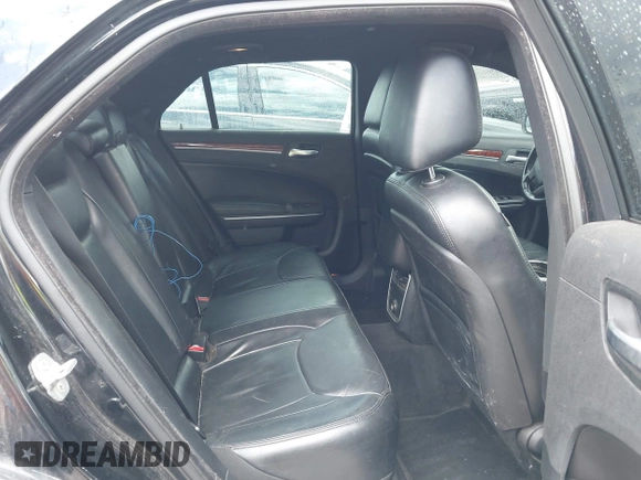 2014 Chrysler 300 z VIN 2C3CCAAG6EH220935, wystawiony jako IAAI lot #42216498 z przebiegiem 153 539 mil mil oraz . Historia ofert i sprzedaży dostępna na DreamBid. Obrazek 8.