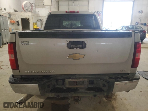 2007 Chevrolet Silverado 1500 LTZ with VIN 3GCEK13M47G550487, listed as a Copart auction lot 49459565 with 232,437 mi miles and Salvage Title. Bid and sale history available at carsss.com. Image 6.