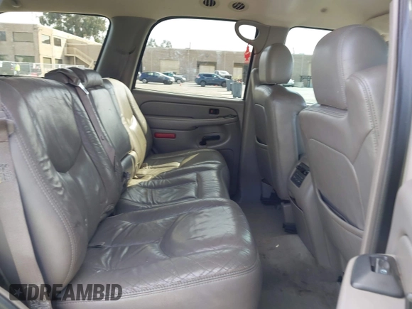 2004 Chevrolet Tahoe LS z VIN 1GNEC13T24R153092, wystawiony jako IAAI lot #42508196 z przebiegiem 175 580 mil mil oraz . Historia ofert i sprzedaży dostępna na DreamBid. Obrazek 8.