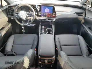 2025 Lexus RX 350 с VIN 2T2BAMBA3SC052181, выставлен на аукционе Copart как лот 42496395 с пробегом 2 240 миль миль и Списание • Salvage title. История ставок и продаж доступна на DreamBid. Изображение 8.