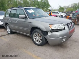 2006 Subaru Forester 2.5 X w/Premium Pkg with VIN JF1SG65676G752336, listed as a IAAI auction lot 42083268 with 202,734 mi miles. Bid and sale history available at carsss.com. Image 1.