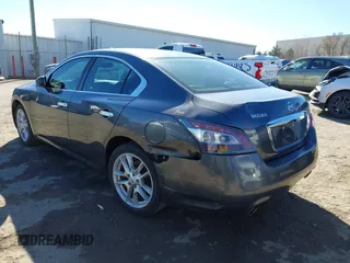 2012 Nissan Maxima SV z VIN 1N4AA5AP6CC848516, wystawiony jako IAAI lot #41711233 z przebiegiem 164 170 mil mil oraz . Historia ofert i sprzedaży dostępna na DreamBid. Obrazek 3.