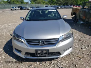 2013 Honda Accord LX z VIN 1HGCR2F39DA264948, wystawiony jako Copart lot #56367715 z przebiegiem 137 106 mil mil oraz Szkoda całkowita • Salvage title. Historia ofert i sprzedaży dostępna na DreamBid. Obrazek 5.