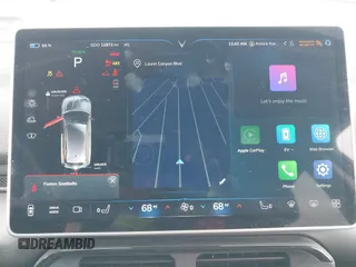 2023 VinFast VF 8 Eco с VIN RLLV1AEB6PH002615, выставлен на аукционе IAAI как лот 40965779 с пробегом 12 872 миль миль и . История ставок и продаж доступна на DreamBid. Изображение 19.