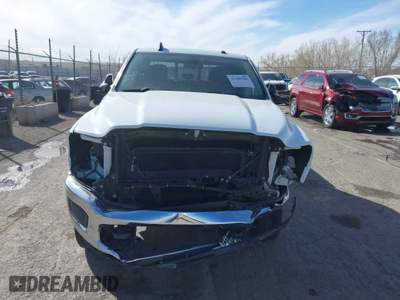 2019 Ram 2500 Tradesman with VIN 3C6UR5HJ3KG595479, listed as a IAAI auction lot 41480080 with 63,268 mi miles and . Bid and sale history available at DreamBid. Image 13.