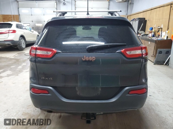 2016 Jeep Cherokee Latitude z VIN 1C4PJMCB9GW357748, wystawiony jako Copart lot #61690055 z przebiegiem 151 002 mil mil oraz Czysty tytuł • Clean title. Historia ofert i sprzedaży dostępna na DreamBid. Obrazek 6.