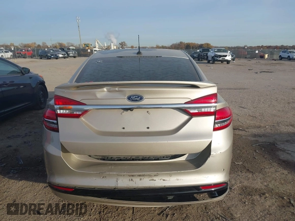 2017 Ford Fusion Titanium z VIN 3FA6P0SU5HR373140, wystawiony jako IAAI lot #41082406 z przebiegiem 98 422 mil mil oraz . Historia ofert i sprzedaży dostępna na DreamBid. Obrazek 16.