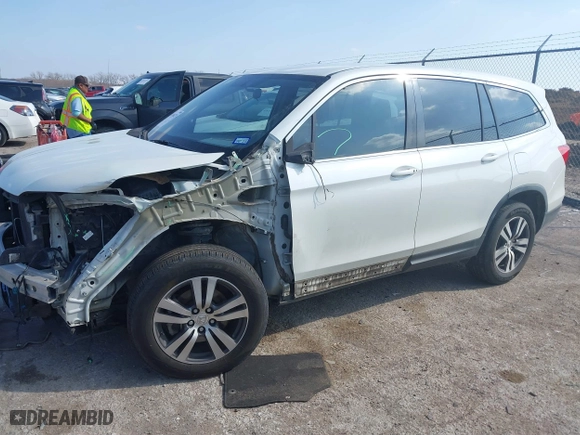 2016 Honda Pilot EX with VIN 5FNYF6H36GB084517, listed as a IAAI auction lot 41496227 with 156,000 mi miles. Bid and sale history available at carsss.com. Image 17.