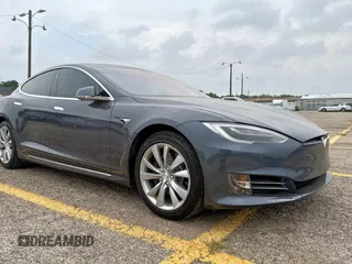 2017 Tesla Model S 60 с VIN 5YJSA1E14HF195384, выставлен на аукционе Copart как лот 57817915 с пробегом 52 075 миль миль и Чистый • Clean title. История ставок и продаж доступна на DreamBid. Изображение 1.