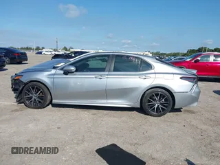 2022 Toyota Camry SE with VIN 4T1T11AK9NU686020, listed as a IAAI auction lot 41155558 with 46,746 mi miles and . Bid and sale history available at DreamBid. Image 14.