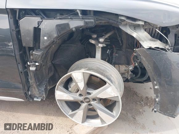 2023 Audi Q5 Premium Plus with VIN WA1BBAFY4P2112508, listed as a IAAI auction lot 40892423 with 24,492 mi miles and . Bid and sale history available at DreamBid. Image 6.