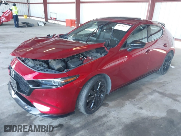 2021 Mazda 3 Premium Plus z VIN JM1BPBNY3M1332643, wystawiony jako IAAI lot #41536777 z przebiegiem 43 075 mil mil oraz . Historia ofert i sprzedaży dostępna na DreamBid. Obrazek 17.