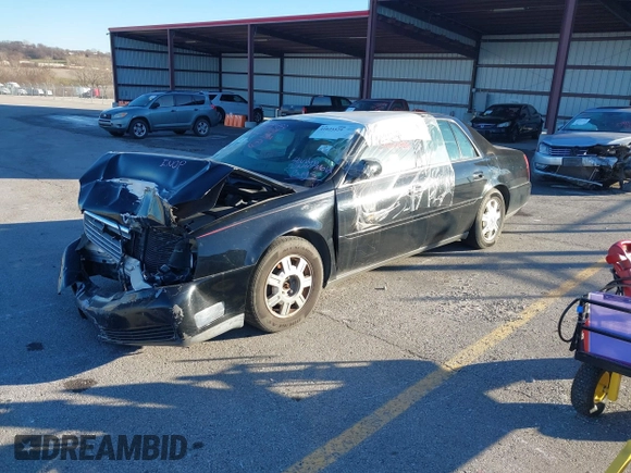 2005 Cadillac DeVille with VIN 1G6KD54Y05U152924, listed as a IAAI auction lot 41025529 with 1 mi miles. Bid and sale history available at carsss.com. Image 2.