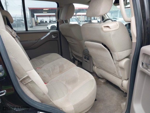 2012 Nissan Pathfinder LE with VIN 5N1AR1NN3CC623633, listed as a IAAI auction lot 41555680 with 111,092 mi miles. Bid and sale history available at carsss.com. Image 8.