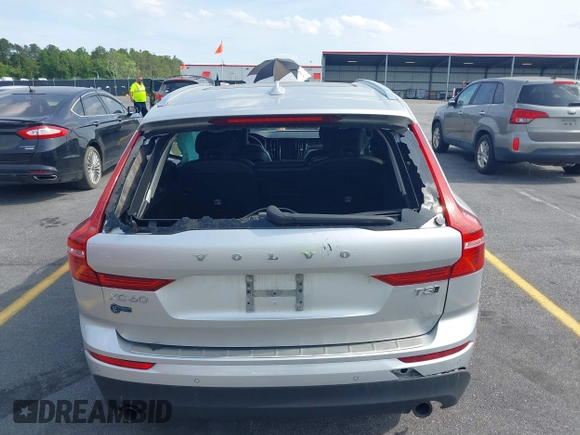 2020 Volvo XC60 Momentum with VIN YV4102RK0L1478564, listed as a IAAI auction lot 42159705 with 98,405 mi miles and . Bid and sale history available at DreamBid. Image 16.