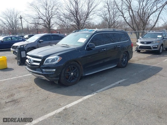 2013 Mercedes-Benz GL-Class GL 450 with VIN 4JGDF7CE3DA111735, listed as a IAAI auction lot 41770003 with 138,233 mi miles. Bid and sale history available at carsss.com. Image 17.