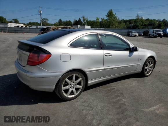 2004 Mercedes-Benz C 230 Kompressor z VIN WDBRN40J94A548568, wystawiony jako Copart lot #62208055 z przebiegiem 68 437 mil mil oraz Szkoda całkowita • Salvage title. Historia ofert i sprzedaży dostępna na DreamBid. Obrazek 3.