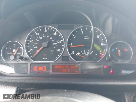 2003 BMW 3 Series 330i with VIN WBAEV53463KM04252, listed as a IAAI auction lot 42006945 with 193,387 mi miles. Bid and sale history available at carsss.com. Image 7.