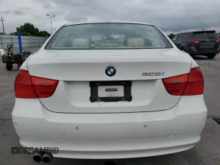 2011 BMW 3 Series 328i xDrive with VIN WBAPK7G5XBNN86258, listed as a Copart auction lot 61224485 with 202,186 mi miles and Salvage title. Bid and sale history available at DreamBid. Image 6.
