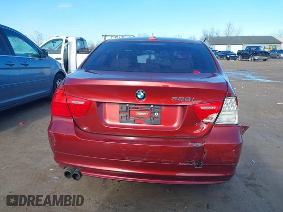 2011 BMW 3 Series 328i xDrive with VIN WBAPK7C56BF195818, listed as a IAAI auction lot 41946092 with 167,848 mi miles. Bid and sale history available at carsss.com. Image 16.