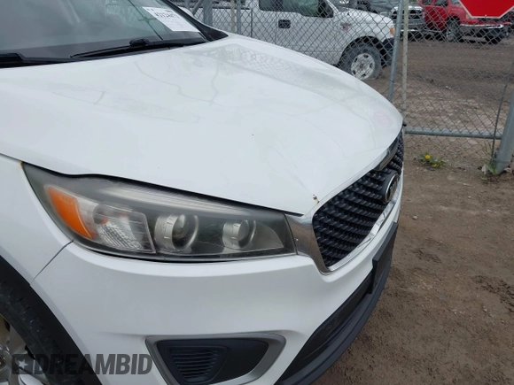 2017 Kia Sorento LX with VIN 5XYPGDA57HG230104, listed as a IAAI auction lot 42124473 with 79,959 mi miles and . Bid and sale history available at carsss.com. Image 6.