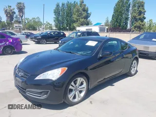 2012 Hyundai Genesis Coupe Premium z VIN KMHHT6KD8CU065815, wystawiony jako IAAI lot #42284684 z przebiegiem 156 878 mil mil oraz . Historia ofert i sprzedaży dostępna na DreamBid. Obrazek 6.