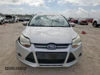 2013 Ford Focus SE with VIN 1FADP3F29DL284245, listed as a Copart auction lot 63702435 with 150,089 mi miles and Clean title. Bid and sale history available at DreamBid. Image 5.