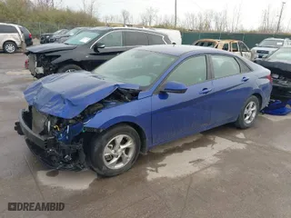 2022 Hyundai Elantra SE with VIN 5NPLL4AG4NH062521, listed as a IAAI auction lot 40909633 with 26,362 mi miles. Bid and sale history available at carsss.com. Image 2.