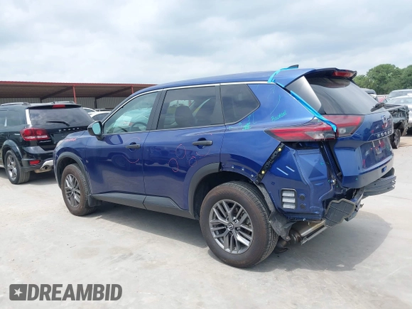 2023 Nissan Rogue S with VIN 5N1BT3AB3PC876924, listed as a IAAI auction lot 42134625 with 5,566 mi miles and . Bid and sale history available at DreamBid. Image 15.