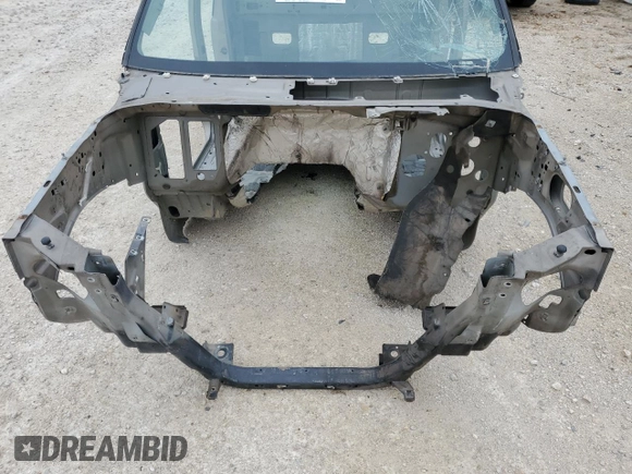 2005 Ford F-350 XL с VIN 1FTWW31P15EC18710, выставлен на аукционе Copart как лот 88154275 с пробегом Не указан миль и На запчасти • Non repairable. История ставок и продаж доступна на DreamBid. Изображение 12.
