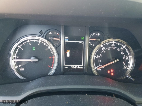 2021 Toyota 4Runner TRD Off Road with VIN JTEPU5JR3M5851632, listed as a Copart auction lot 87032204 with 38,414 mi miles and Salvage Title. Bid and sale history available at carsss.com. Image 9.