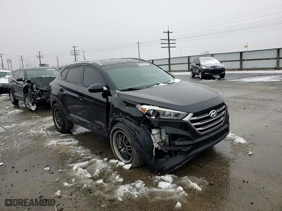 2017 Hyundai Tucson SE with VIN KM8J3CA48HU390537, listed as a Copart auction lot 86890684 with 113,125 mi miles and Salvage Title. Bid and sale history available at carsss.com. Image 12.