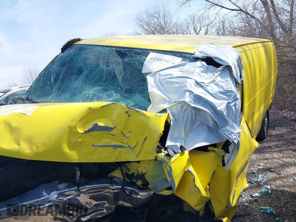 2005 Chevrolet Express Cargo with VIN 1GCHG39U151209822, listed as a IAAI auction lot 41889072 with Not provided miles and . Bid and sale history available at DreamBid. Image 20.