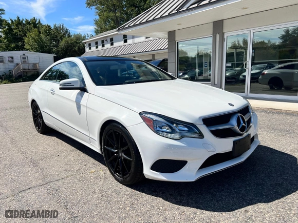 2015 Mercedes-Benz E-Class E 400 with VIN WDDKJ6FB2FF307229, listed as a Copart auction lot 70142514 with 143,809 mi miles and Clean Title. Bid and sale history available at carsss.com. Image 1.