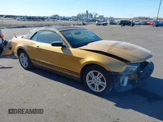 2010 Ford Mustang V6 with VIN 1ZVBP8ENXA5102432, listed as a IAAI auction lot 41472661 with 107,326 mi miles. Bid and sale history available at carsss.com. Image 1.