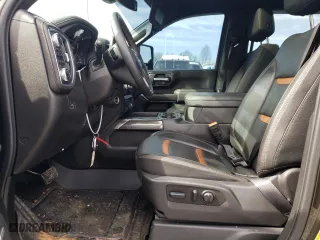 2023 GMC Sierra 2500HD AT4 with VIN 1GT49PE70PF187396, listed as a Copart auction lot 43544445 with 27,432 mi miles and Salvage Title. Bid and sale history available at carsss.com. Image 7.