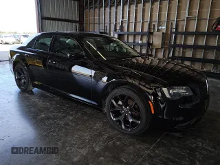 2023 Chrysler 300 Touring with VIN 2C3CCAAG8PH684120, listed as a Copart auction lot 86108804 with 11,479 mi miles and Clean Title. Bid and sale history available at DreamBid. Image 4.