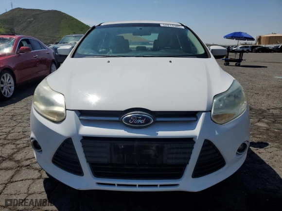 2012 Ford Focus SE with VIN 1FAHP3F28CL267906, listed as a Copart auction lot 52013385 with 145,931 mi miles and Clean Title. Bid and sale history available at carsss.com. Image 5.