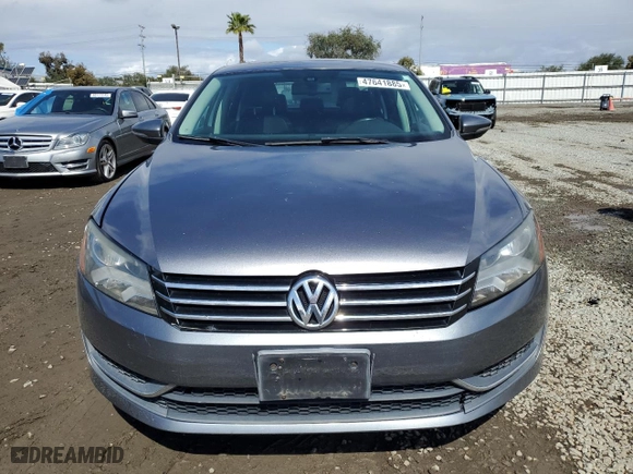 2012 Volkswagen Passat SE with VIN 1VWBP7A37CC012443, listed as a Copart auction lot 47641885 with 191,843 mi miles and Salvage Title. Bid and sale history available at carsss.com. Image 5.