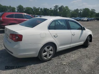 2009 Volkswagen Jetta SE z VIN 3VWRZ71K29M033787, wystawiony jako Copart lot #61969945 z przebiegiem 175 785 mil mil oraz Szkoda całkowita • Salvage title. Historia ofert i sprzedaży dostępna na DreamBid. Obrazek 3.