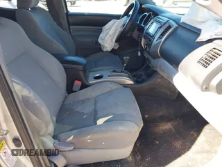 2014 Toyota Tacoma PreRunner with VIN 5TFJU4GNXEX061808, listed as a IAAI auction lot 41585931 with 214,240 mi miles. Bid and sale history available at carsss.com. Image 5.