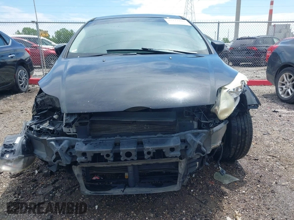 2012 Ford Focus SE с VIN 1FAHP3F28CL152822, выставлен на аукционе IAAI как лот 42277102 с пробегом 165 564 миль миль и . История ставок и продаж доступна на DreamBid. Изображение 12.